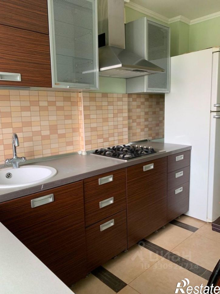 3-комн квартира улица Щаденко, 28А,  д. 28А
