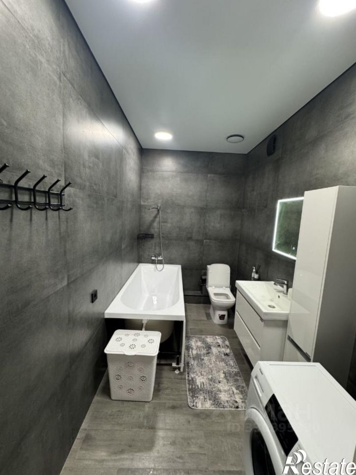 3-комн квартира улица Атажукина, 10Б,  д. 10Б