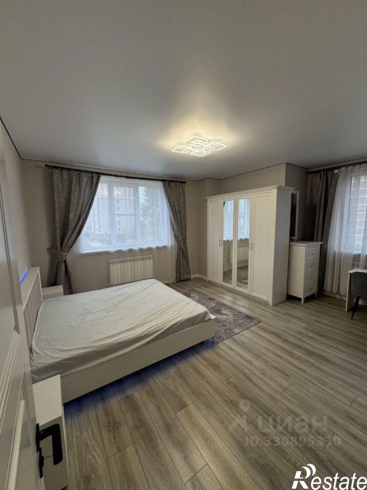 3-комн квартира улица Атажукина, 10Б,  д. 10Б