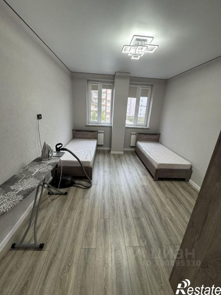 3-комн квартира улица Атажукина, 10Б,  д. 10Б
