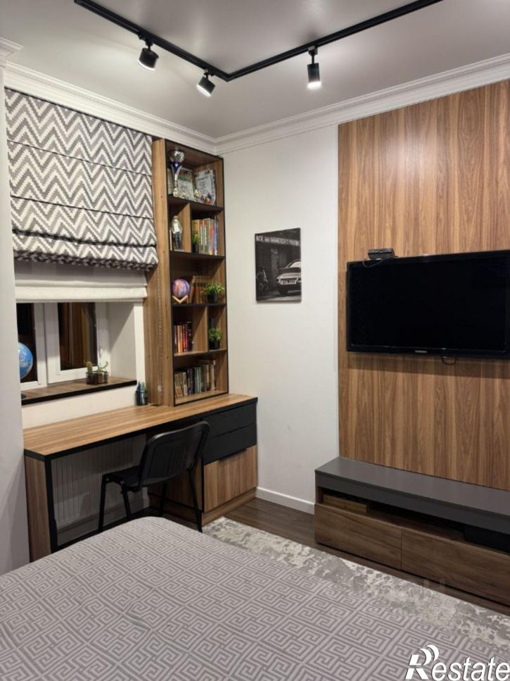 3-комн квартира улица Атажукина, 10Б,  д. 10Б