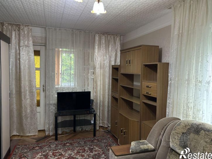 1-комн квартира ул Байсултанова, 8,  д. 8