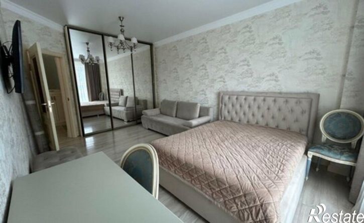 2-комн квартира улица Кирова - улица Тлостанова, 32,  д. 32