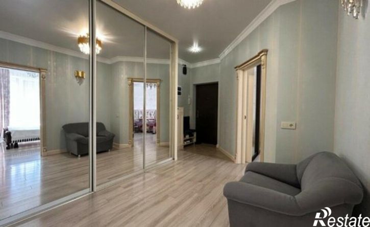 2-комн квартира улица Кирова - улица Тлостанова, 32,  д. 32