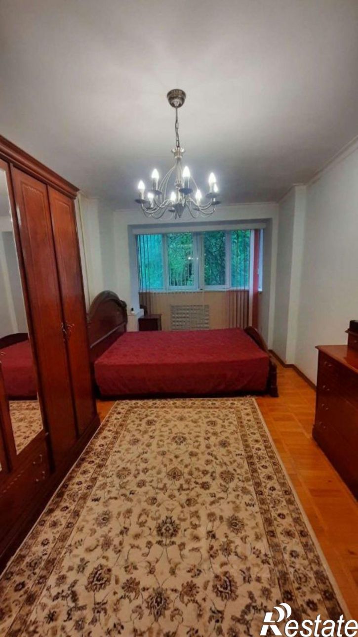 3-комн квартира улица Ватутина, 4,  д. 4