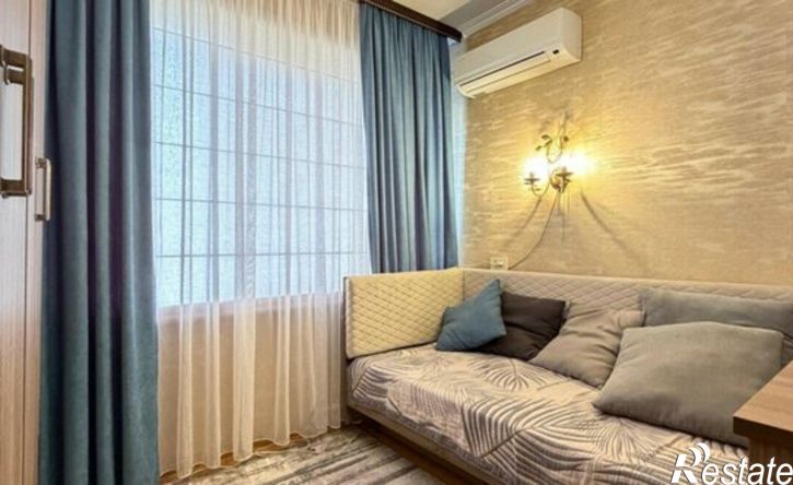 2-комн квартира улица Захарова, 82,  д. 82