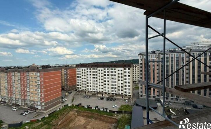 3-комн квартира улица Кирова - улица Тлостанова, 28,  д. 28
