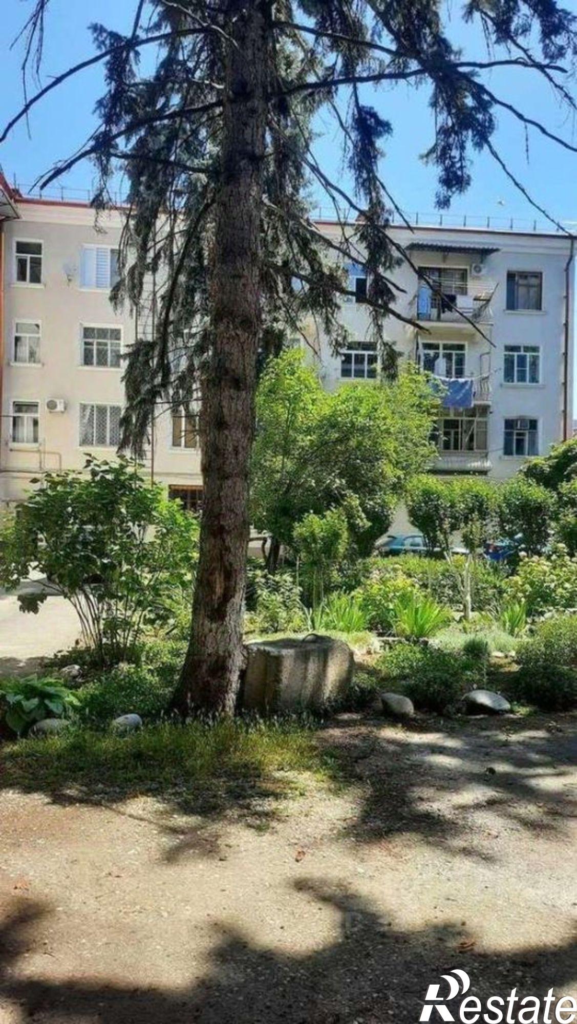 Купить торговое помещение за 87 948 рублей на ул Толстого, 85