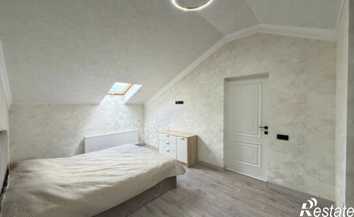 2-комн квартира Красивый переулок, 9,  д. 9