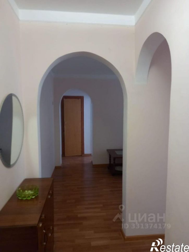 3-комн квартира улица Идарова, 211,  д. 211