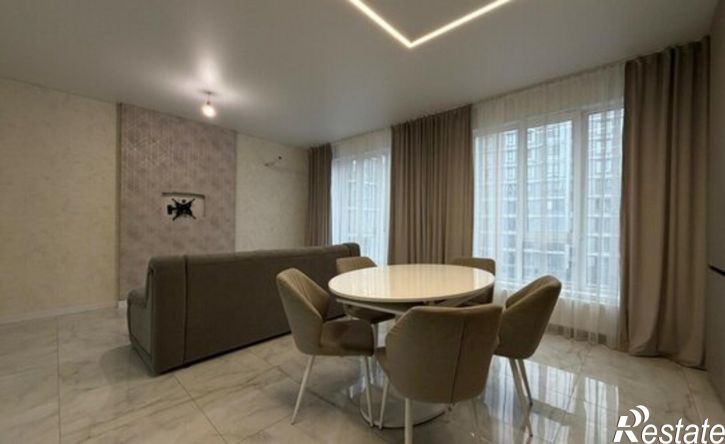 3-комн квартира улица Кирова - улица Тлостанова, 32,  д. 32