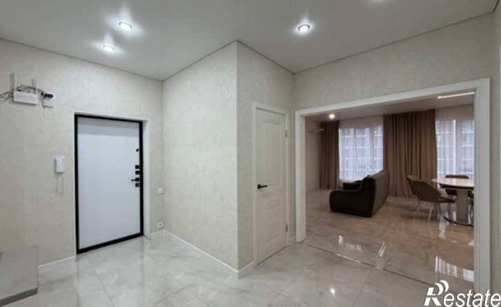 3-комн квартира улица Кирова - улица Тлостанова, 32,  д. 32