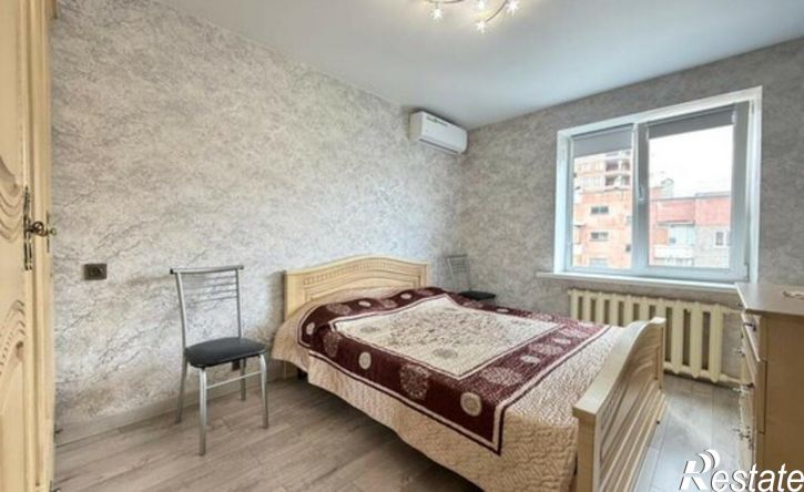 3-комн квартира улица Тарчокова, 54Б,  д. 54Б