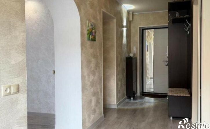 3-комн квартира улица Тарчокова, 54Б,  д. 54Б