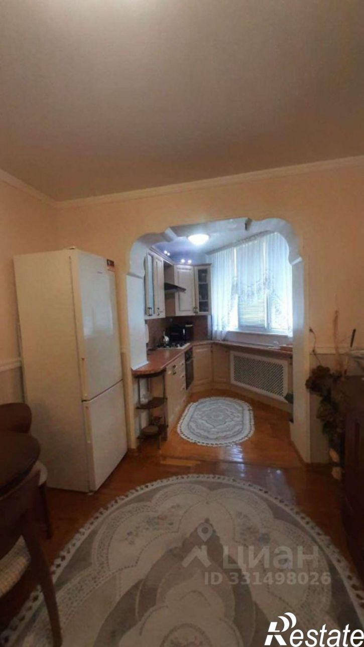 3-комн квартира улица Атажукина, 8,  д. 8
