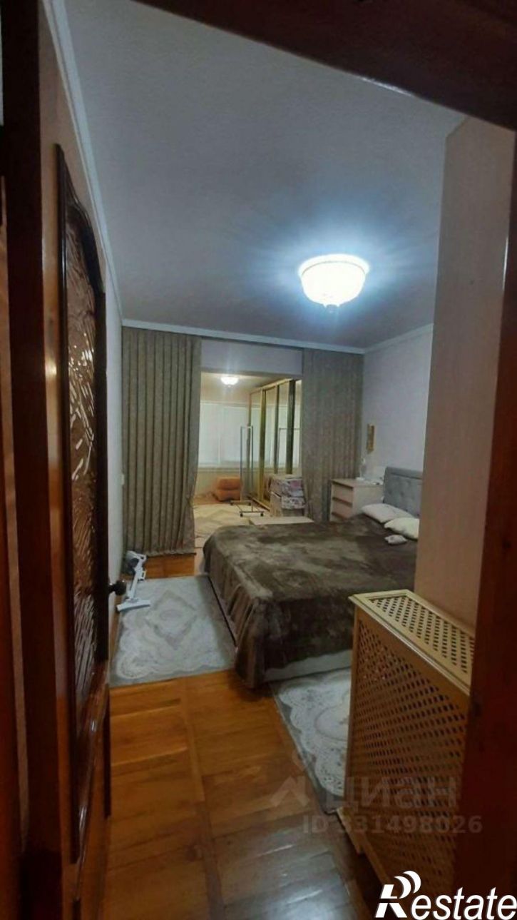 3-комн квартира улица Атажукина, 8,  д. 8
