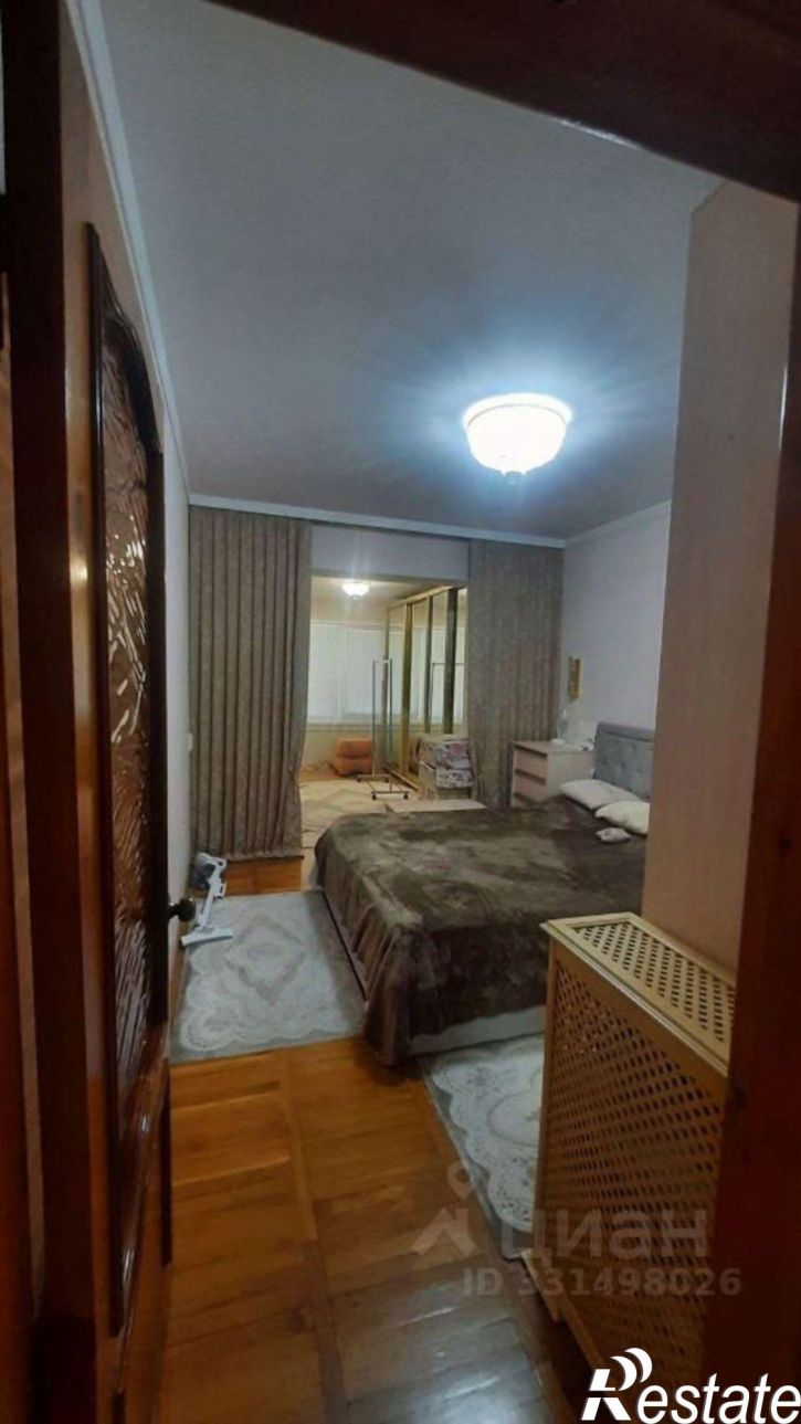 3-комн квартира улица Атажукина, 8,  д. 8