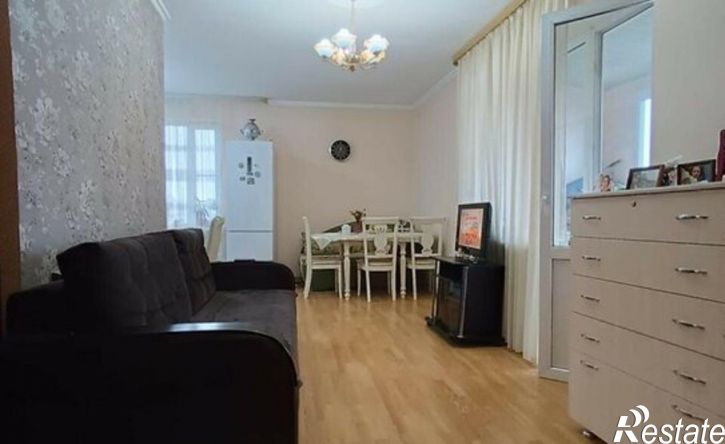 2-комн квартира улица Калинина, 75,  д. 75