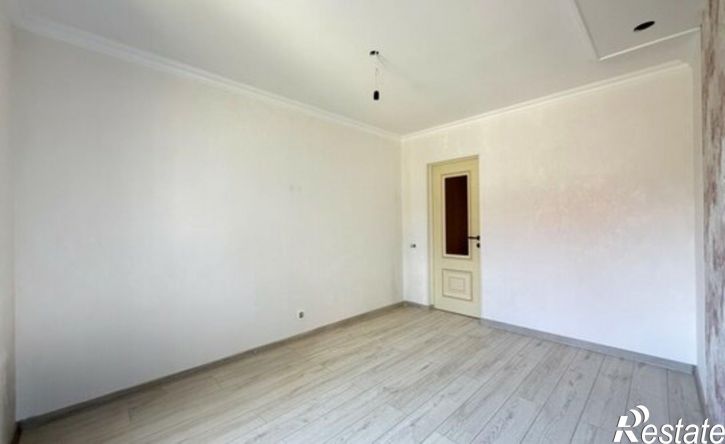 2-комн квартира улица Коллонтай, 10,  д. 10