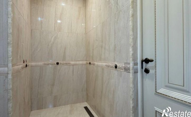 2-комн квартира улица Коллонтай, 10,  д. 10
