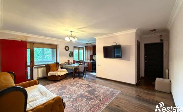 3-комн квартира улица Идарова, 207,  д. 207