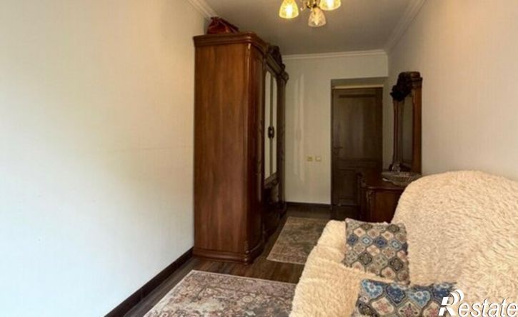 3-комн квартира улица Идарова, 207,  д. 207