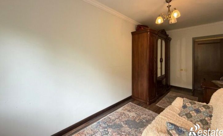 3-комн квартира улица Идарова, 207,  д. 207