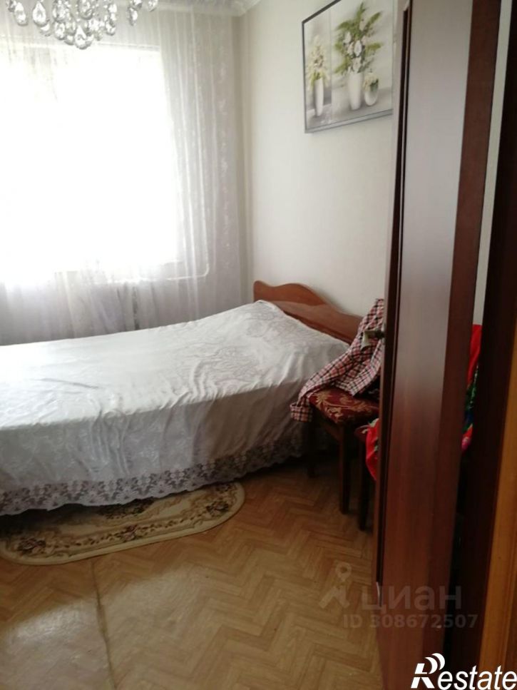 3-комн квартира улица Хмельницкого - улица Гагарина, 34,  д. 34