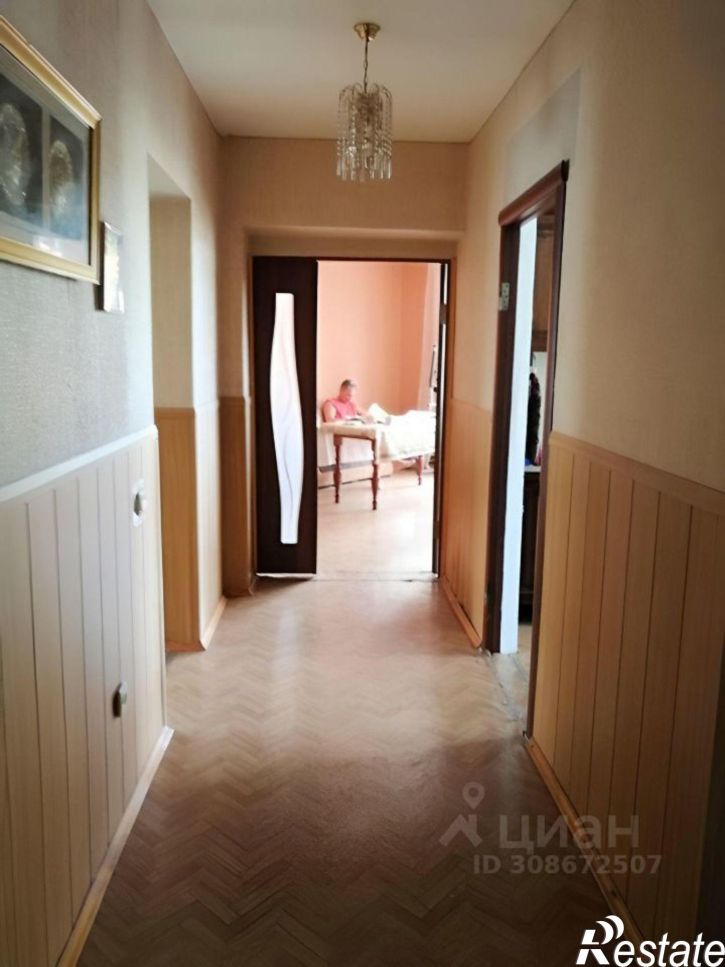 3-комн квартира улица Хмельницкого - улица Гагарина, 34,  д. 34