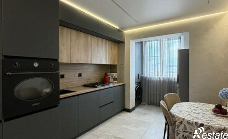 3-комн квартира проспект Кулиева, 6А,  д. 6А