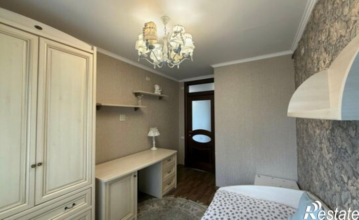 3-комн квартира пр-кт Кулиева, 21,  д. 21