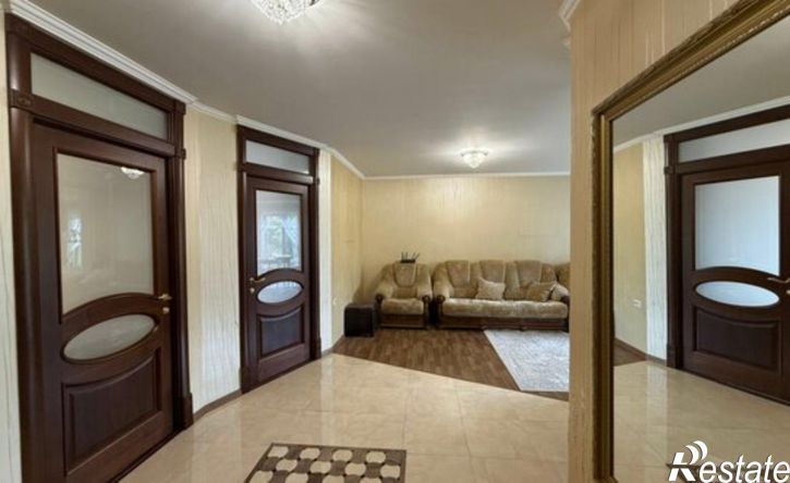 3-комн квартира пр-кт Кулиева, 21,  д. 21