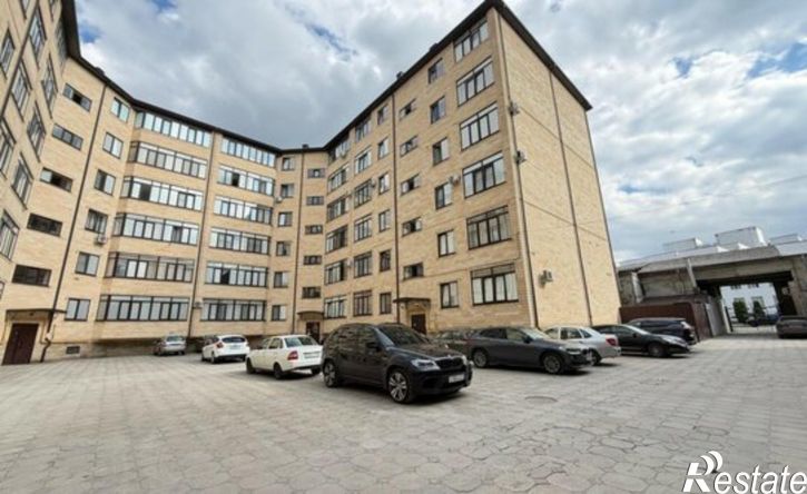 2-комн квартира ул Толстого, 180,  д. 180
