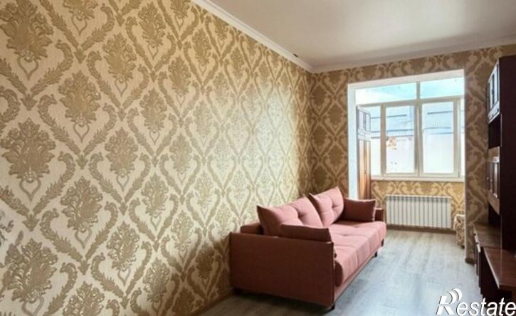 2-комн квартира ул Толстого, 180,  д. 180