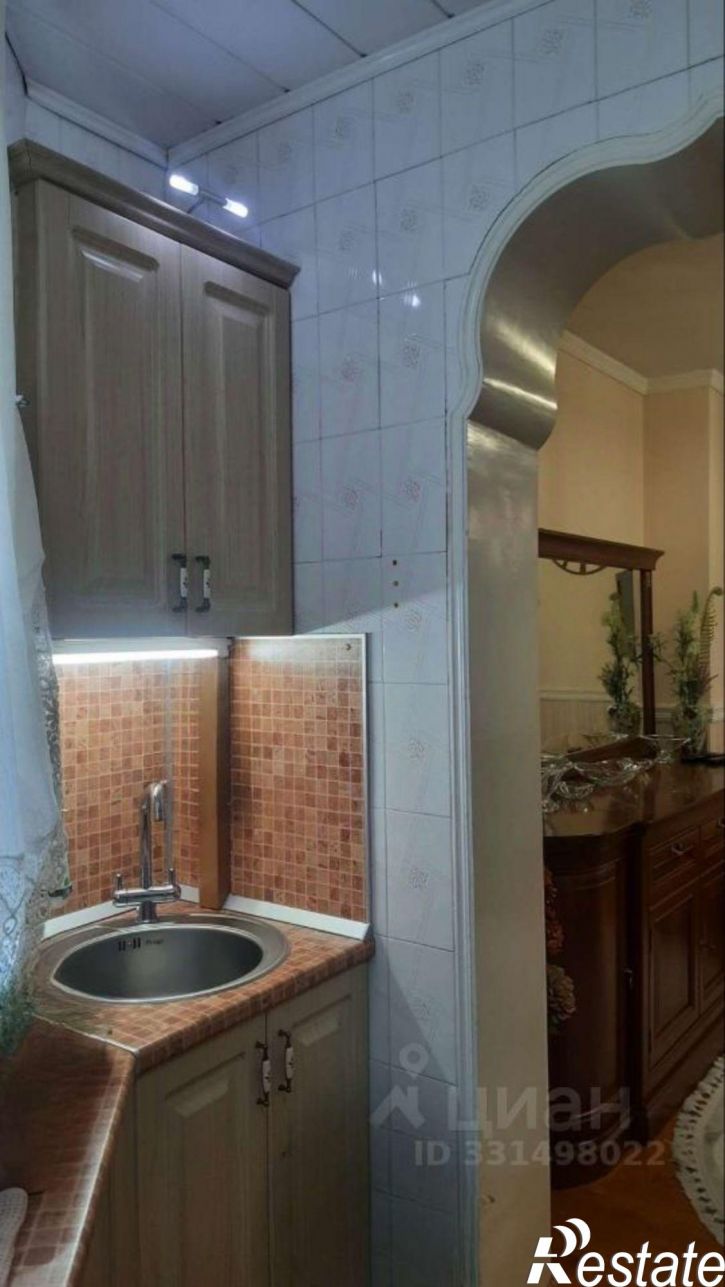 3-комн квартира ул Атажукина, 8,  д. 8