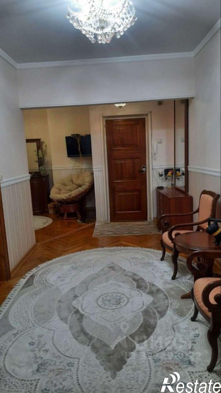 3-комн квартира ул Атажукина, 8,  д. 8