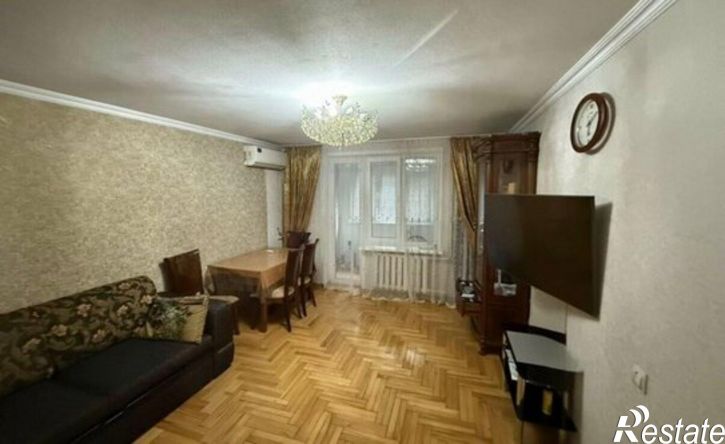 2-комн квартира ул Ватутина, 14,  д. 14
