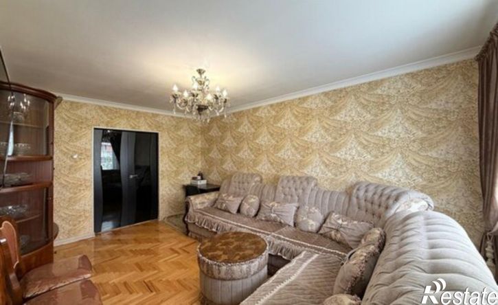 4-комн квартира ул Тарчокова, 54А,  д. 54А