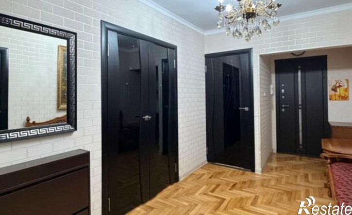 4-комн квартира ул Тарчокова, 54А,  д. 54А