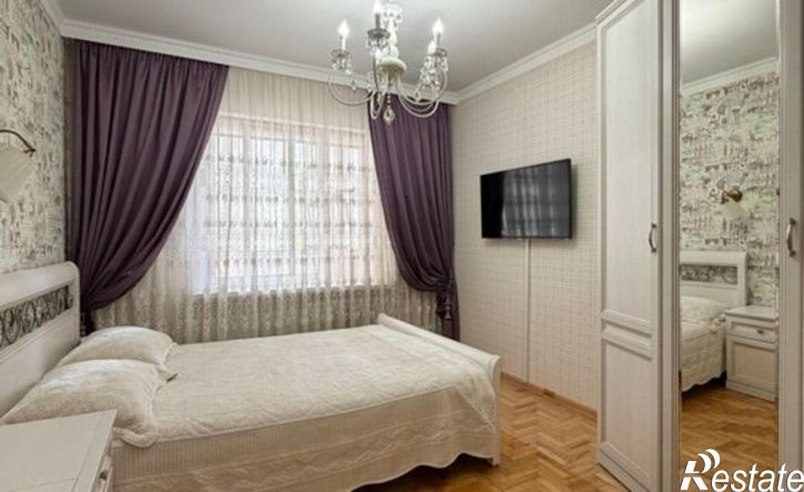 4-комн квартира ул Тарчокова, 54А,  д. 54А