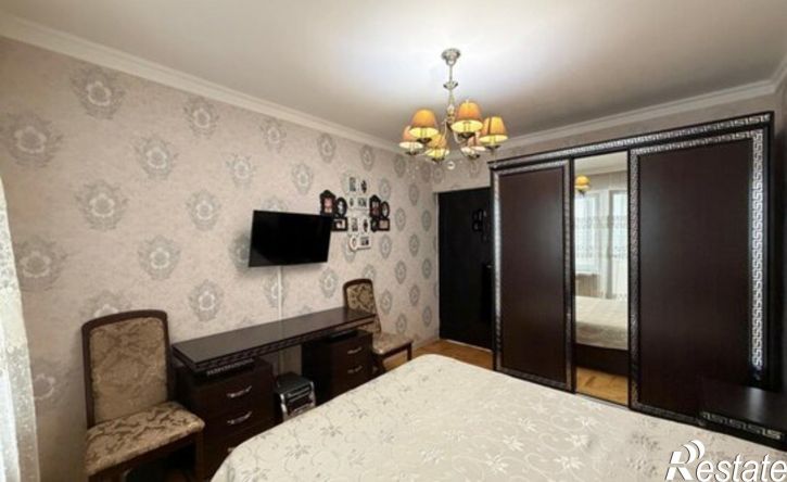 4-комн квартира ул Тарчокова, 54А,  д. 54А