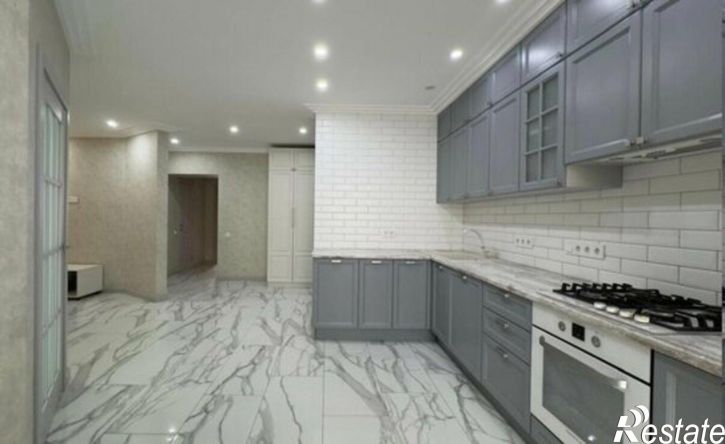 3-комн квартира ул Байсултанова, 35А,  д. 35А