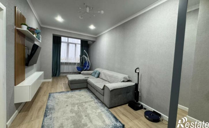 3-комн квартира ул Ашурова, 1,  д. 1