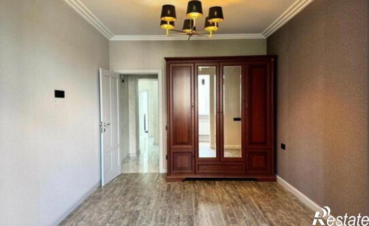 3-комн квартира ул Байсултанова, 35А,  д. 35А