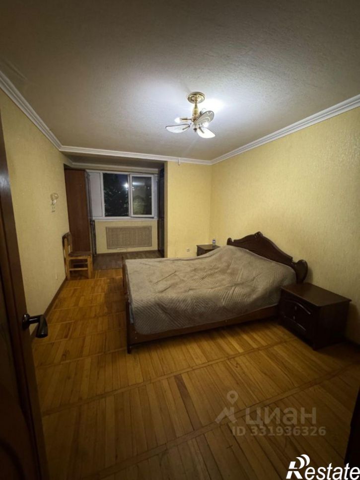 2-комн квартира пр-кт Шогенцукова, 42,  д. 42