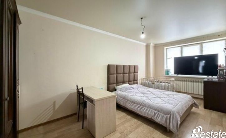 3-комн квартира ул Атажукина, 14,  д. 14