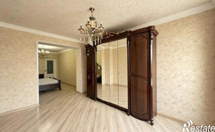 3-комн квартира ул Байсултанова, 35,  д. 35