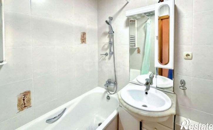 2-комн квартира пр-кт Кулиева, 15,  д. 15