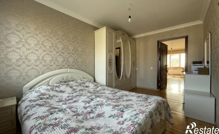 3-комн квартира ул Байсултанова, 25,  д. 25