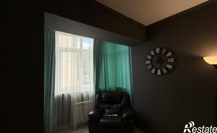 3-комн квартира ул Байсултанова, 35В,  д. 35В